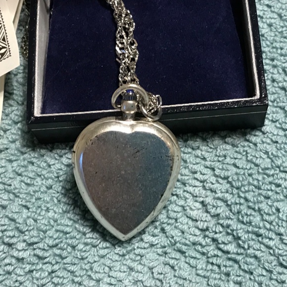 1941 Mercury Dime Heart Shaped Locket Watch with COA - Picture 4 of 9